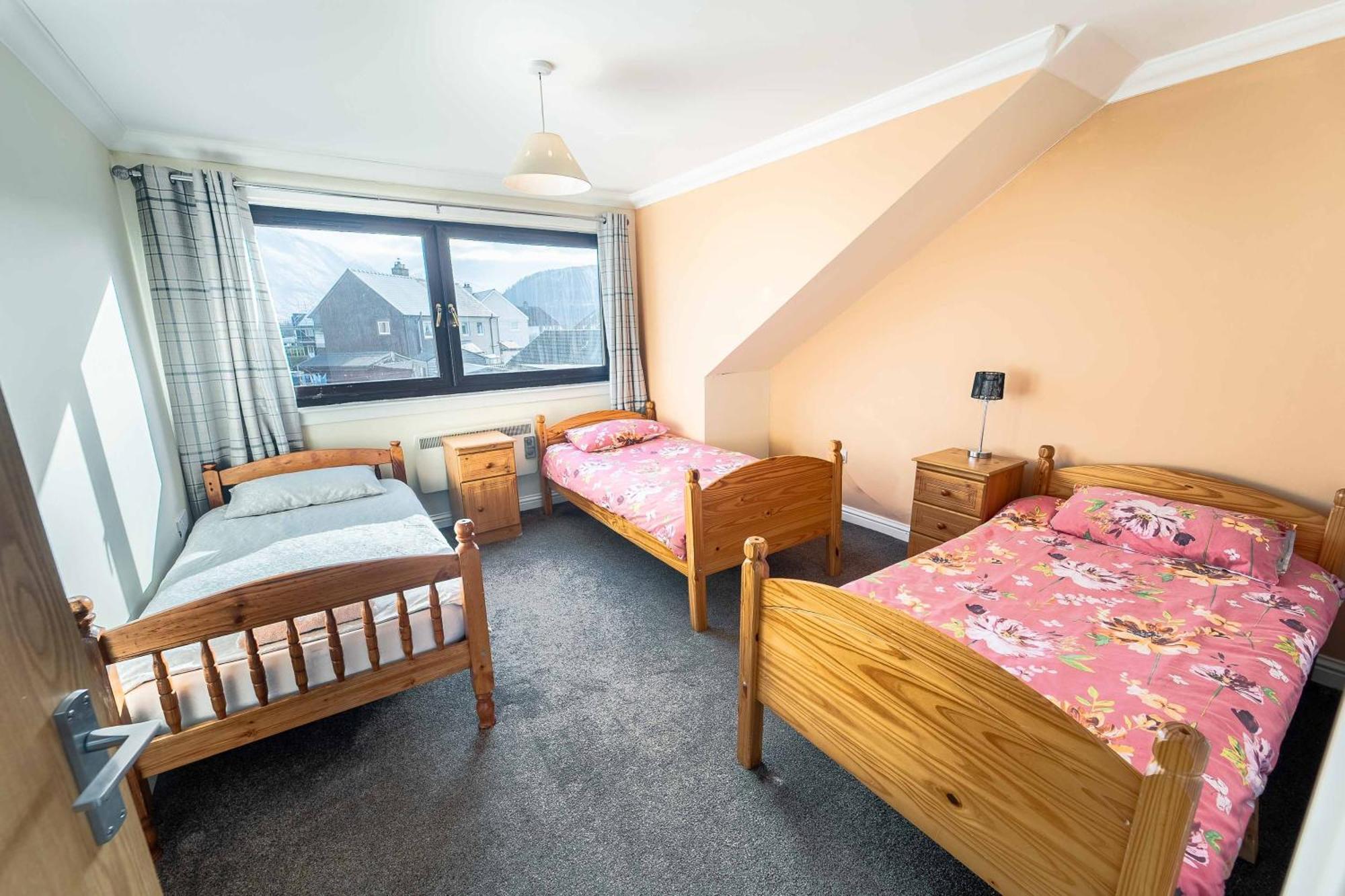 Ben View Apartment Caol Extérieur photo